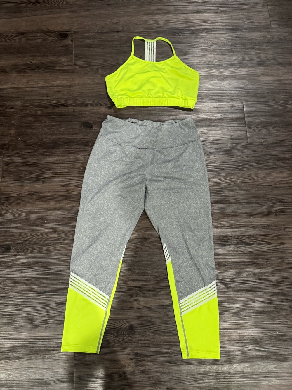 SHEIN Charcoal Gray Leggings & Top